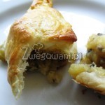 Ciastka francuskie z nadzieniem w przekroju Ciastka francuskie z nadzieniem w przekroju