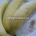 Ciasto bananowe z polewą karmelową i orzechami - składniki Ciasto bananowe z polewą karmelową i orzechami - składniki
