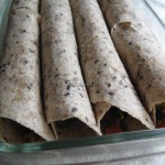Tortille do enchiladas przed zapiekaniem Tortille do enchiladas przed zapiekaniem