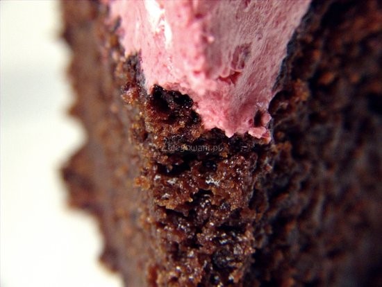 Razowe ciasto czekoladowe z burakami