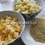 Sałatka z ananasem i kukurydzą - składniki Sałatka z ananasem i kukurydzą - składniki