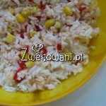 salatka-z-ryzem-kukurydza-i-papryczka-chili Sałatka z ryżem, kukurydzą i papryką chili