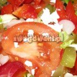Sałatka grecka z serem feta i pomidorami