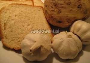 Zupa czosnkowa z grzankami - składniki