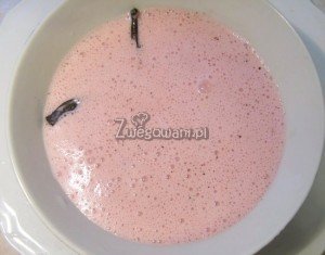 Zupa truskawkowo-waniliowa